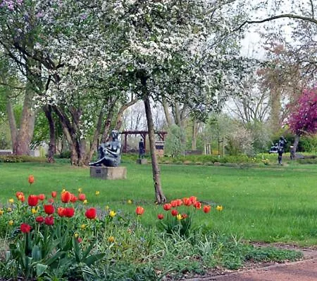 Traumhafte Auszeit Am Kraehenberg Apartamento Leuna